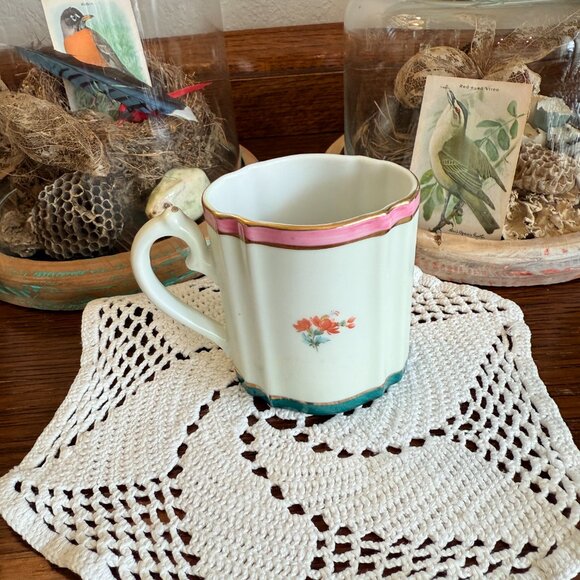Vintage ornate small porcelain cup with pretty lady - Picture 8 of 10